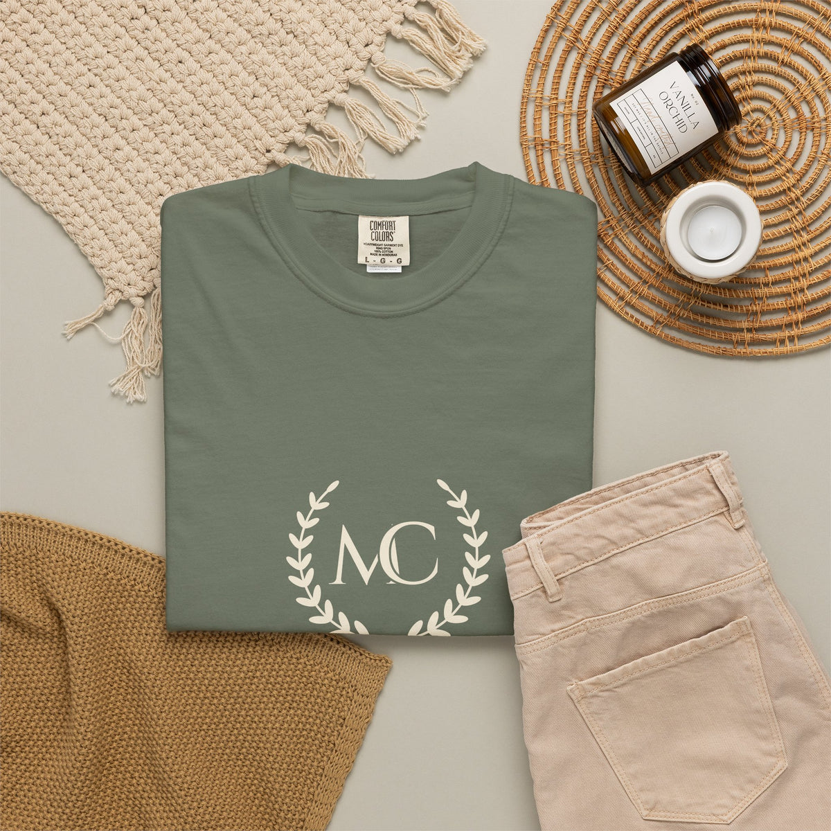 Laurel Tee in Moss, fabric and print detail