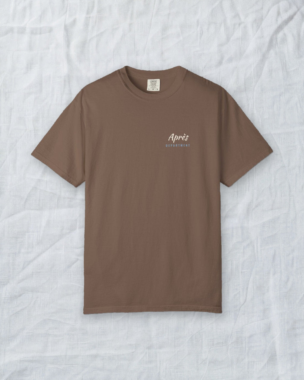 Après Script Tee in Espresso, styled