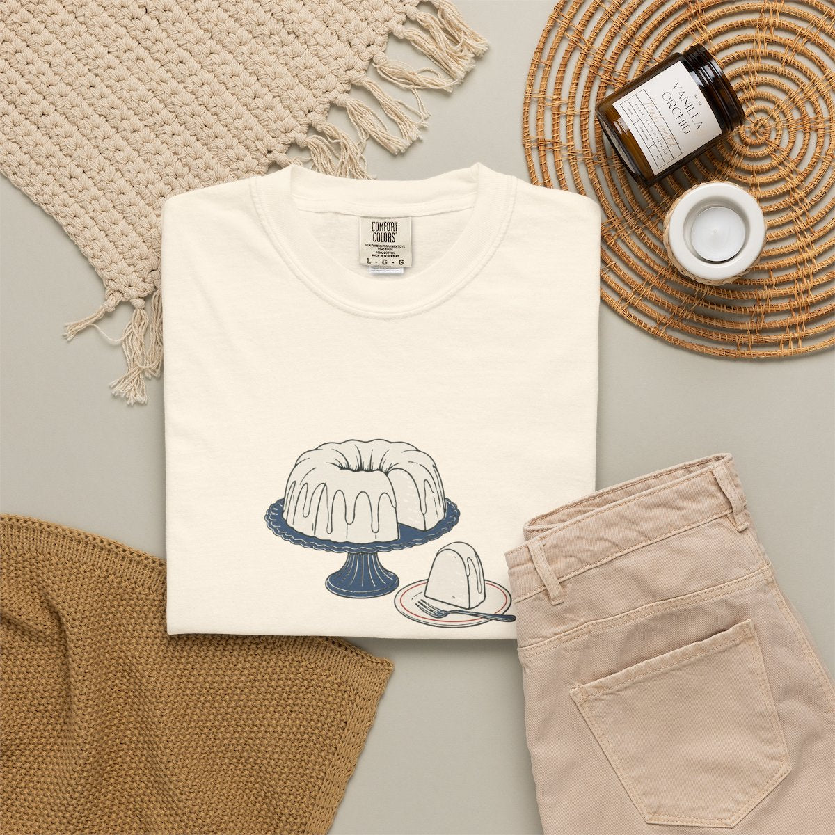 Bring a Dish Tee in Ivory, fabric and print detail