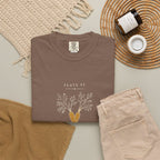 Carrot Plate Tee in Espresso, fabric and print detail