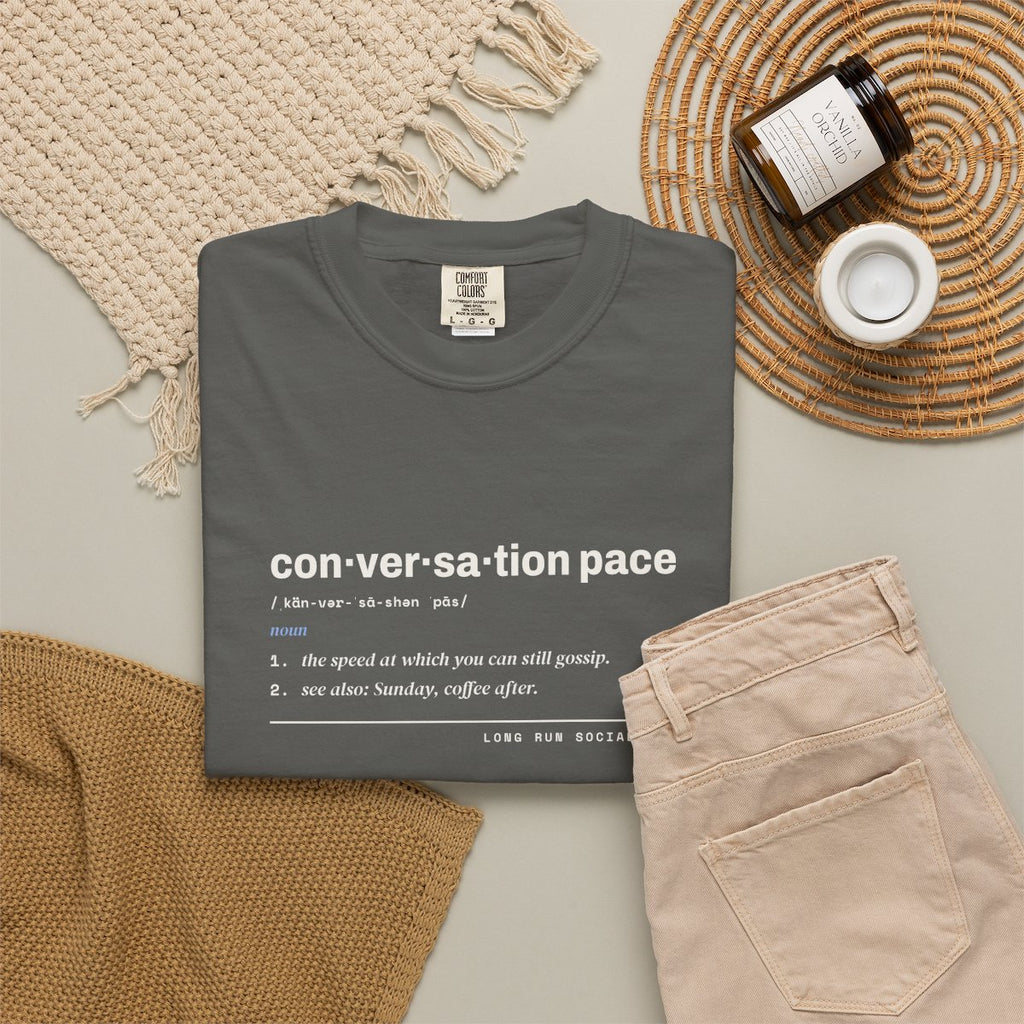 Conversation Pace Tee in Pepper, fabric and print detail