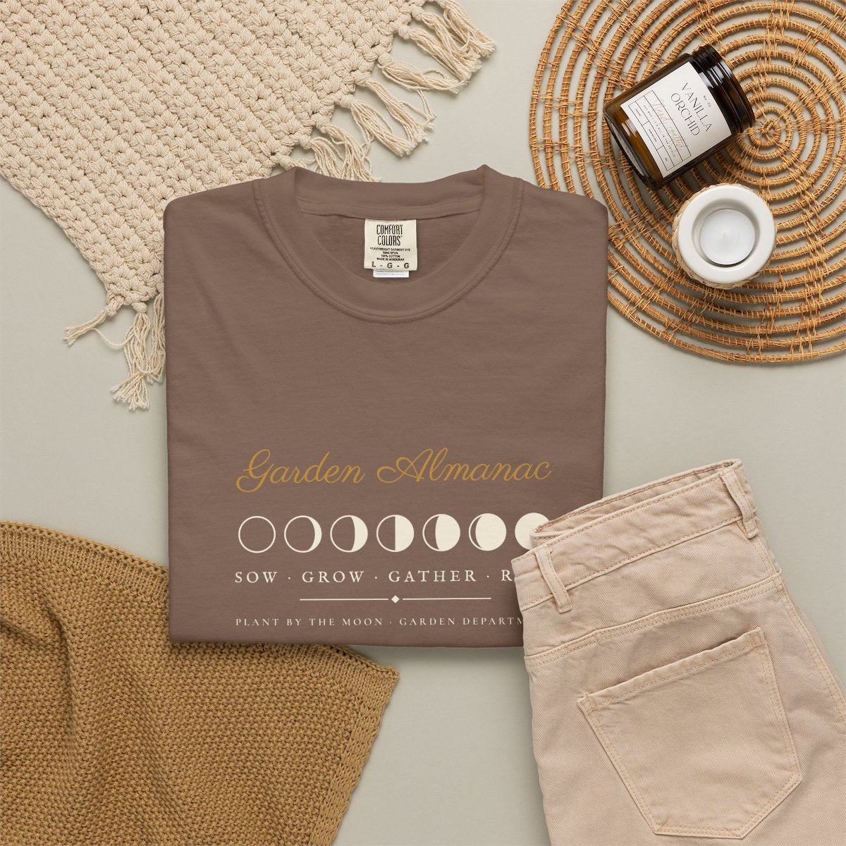 Garden Almanac Tee in Espresso, fabric and print detail