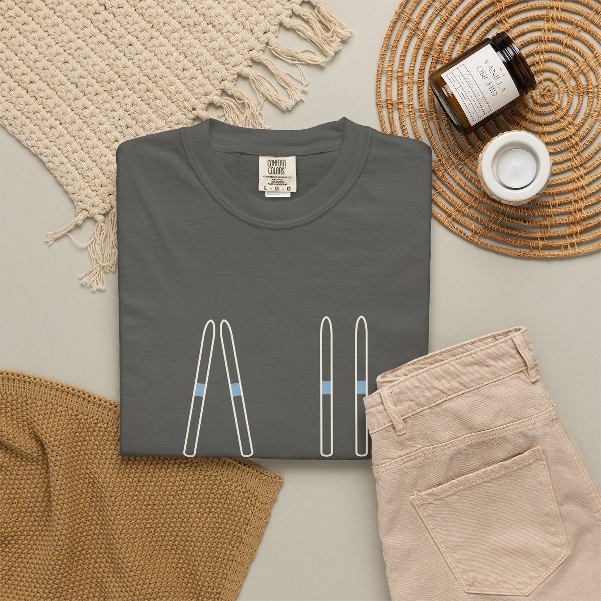 Pizza / French Fries Tee in Pepper, fabric and print detail