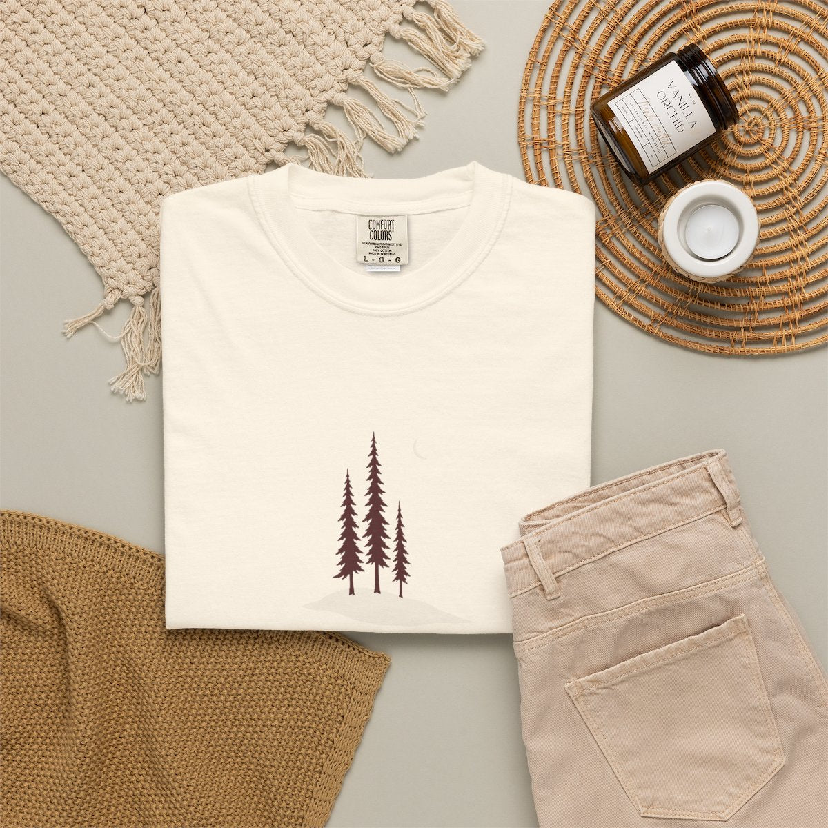 Quiet Hours Tee in Ivory, fabric and print detail