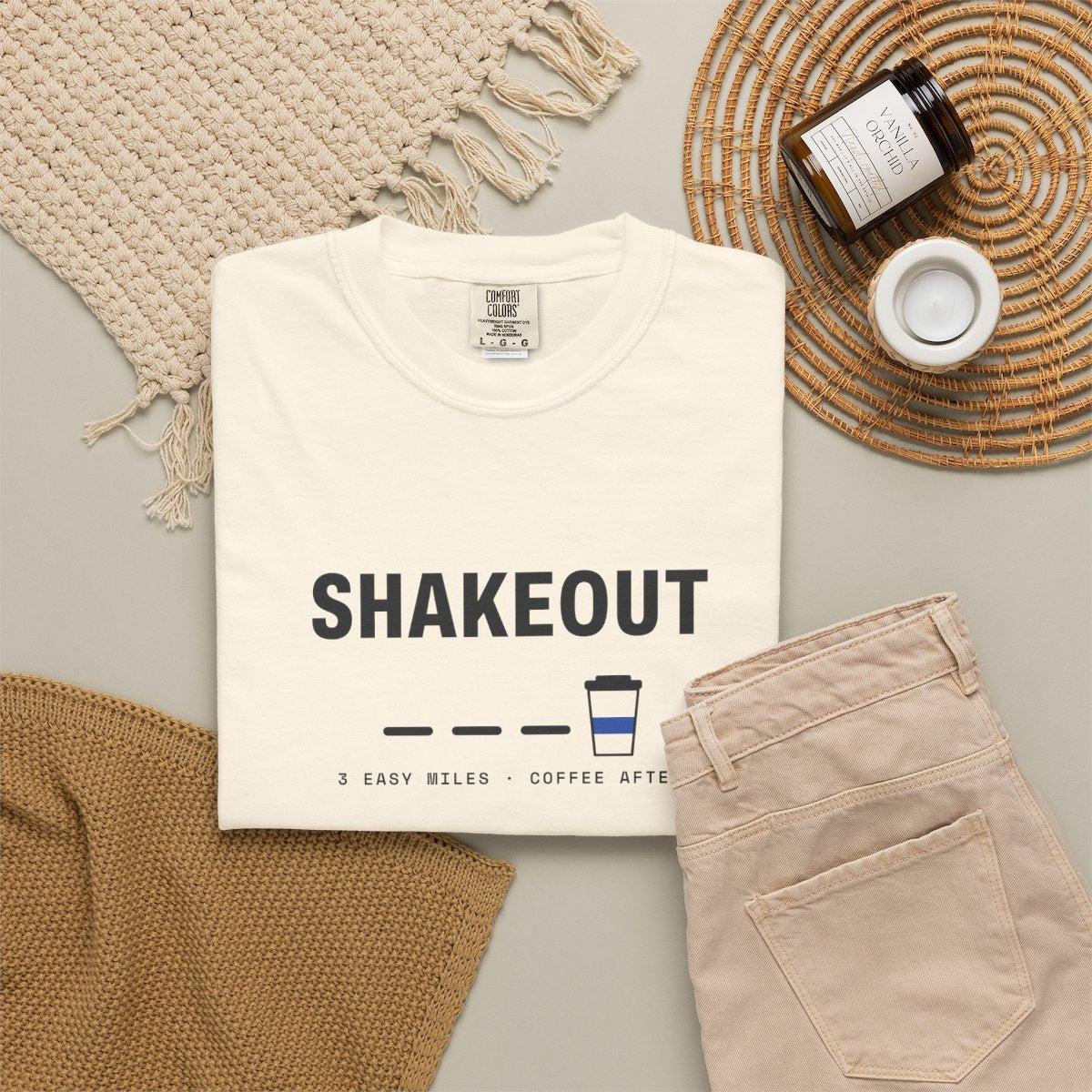 Shakeout Tee in Ivory, fabric and print detail