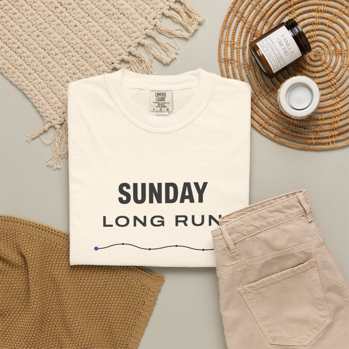 Sunday Long Run Tee in Ivory, fabric and print detail