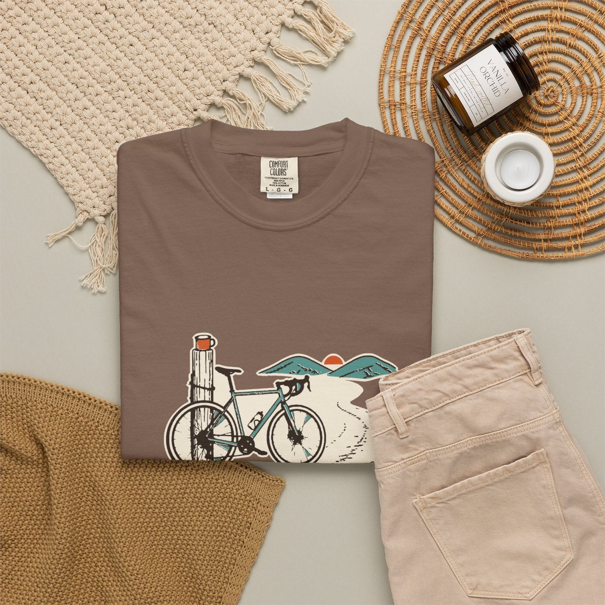 Dirt Before Desk Tee in Espresso, fabric and print detail
