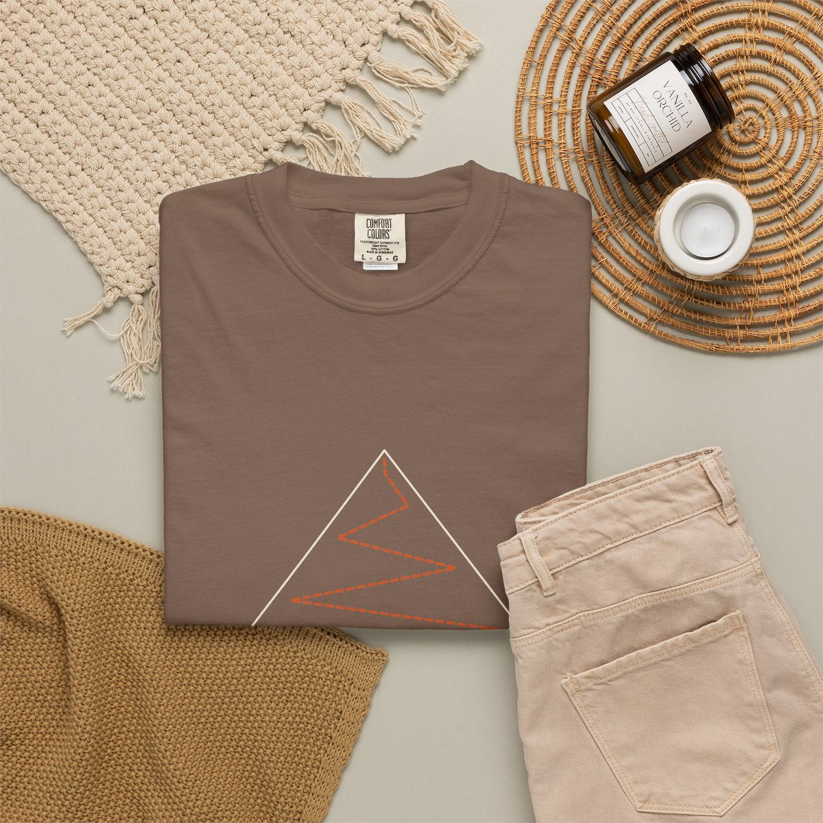 Switchbacks Tee in Espresso, fabric and print detail