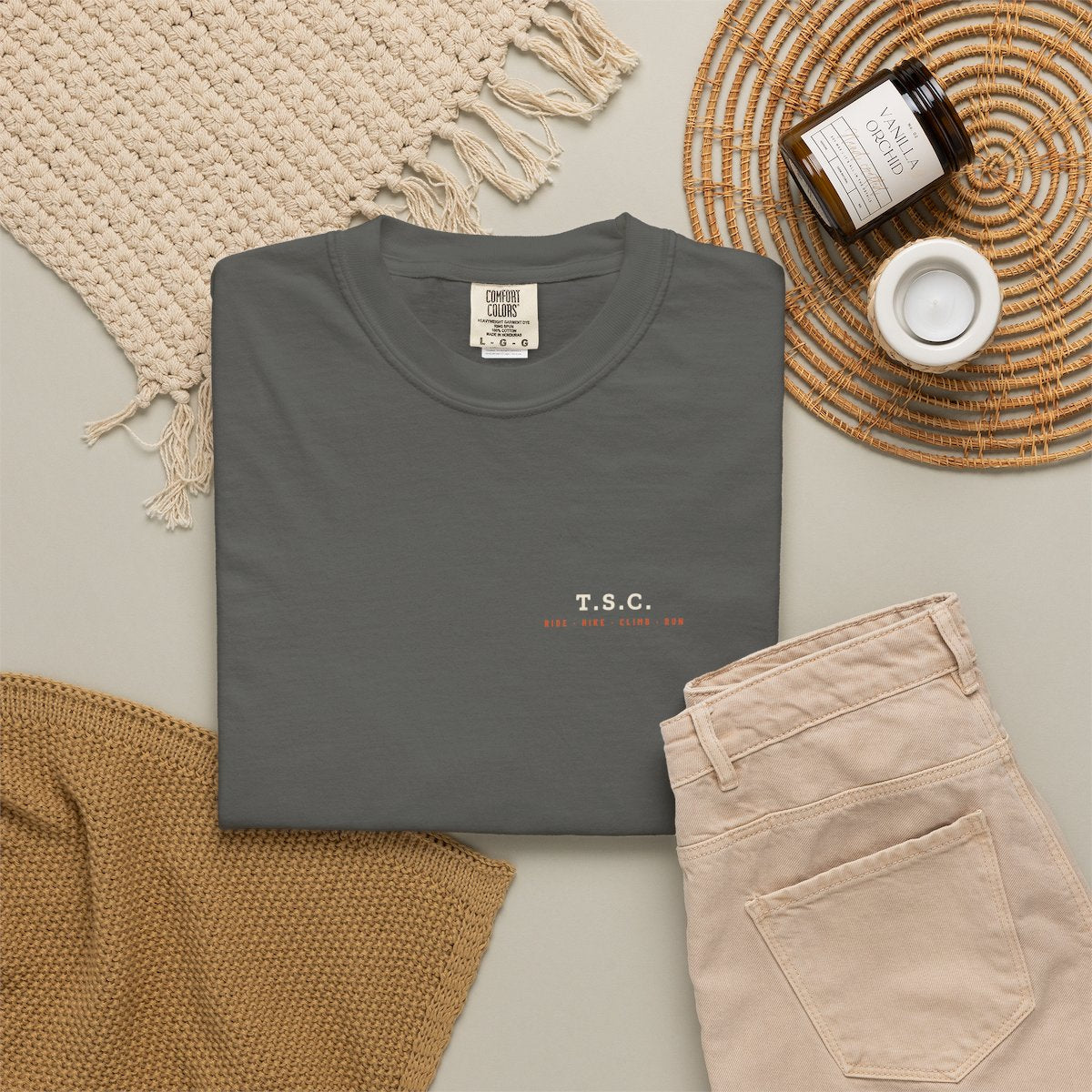 T.S.C. Pocket Tee in Pepper, fabric and print detail