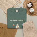 Switchback Society Tee in Blue Spruce, fabric and print detail