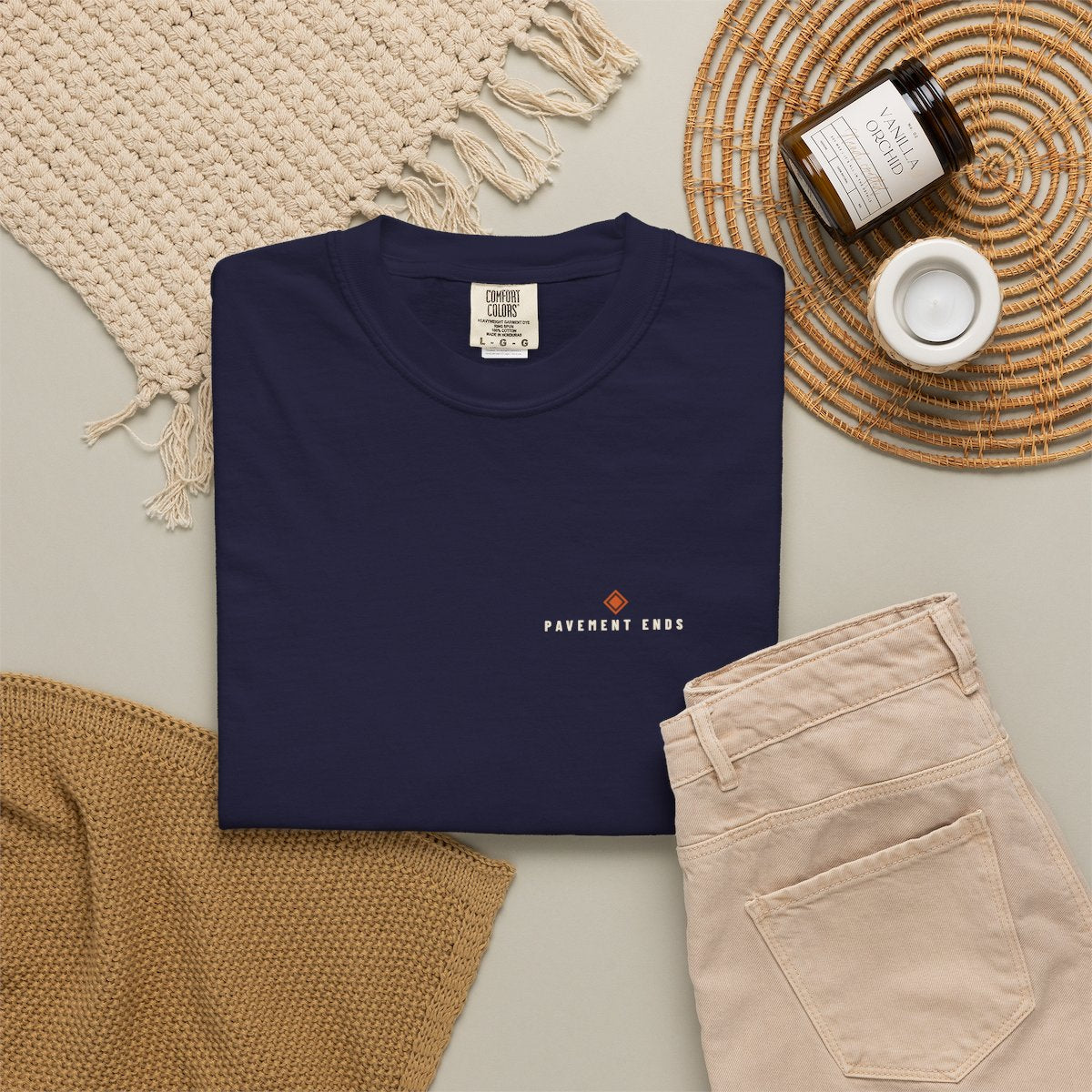 Pavement Ends Pocket Tee in True Navy, fabric and print detail